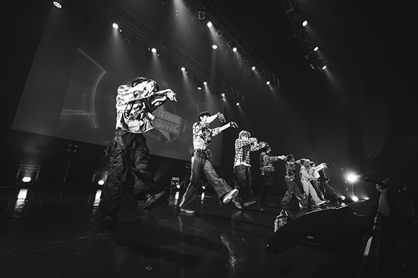 【写真特集】YOSHIKIプロデュースのボーイズバンド・XY、個性溢れる歌とダンスでファンを熱狂の渦に巻き込む！＜BRAVE SONIC＞