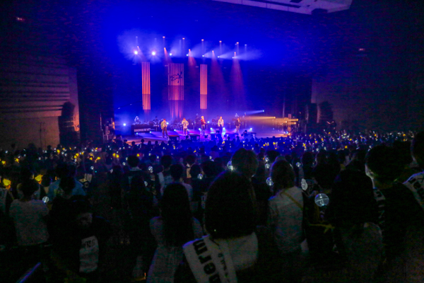 DOBERMAN INFINITY、10周年イヤーのラストを飾る全国ホールツアーファイナル公演！