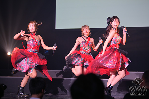 sherbet・橋本梨菜・青山ひかる・河路由希子、新曲「Departure」をミニスカ赤チェック衣装で披露！＜TREND GIRLS FESTIVAL＞