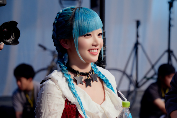 この夏は「コカ･コーラ」と共に夢中全開！XGが「コカ･コーラ限定ライブ」に出演決定！