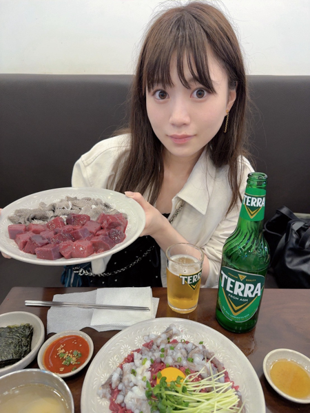 童顔すぎて可愛すぎると話題の『天宮花南』が初めて韓国を訪問し大興奮！韓国グルメを満喫したオフショットを公開。