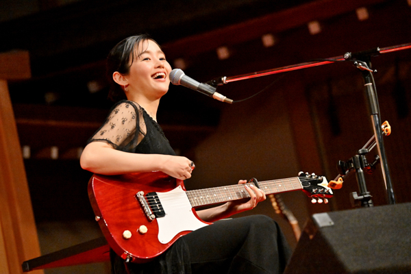 【ライブレポート】藤原さくら、山崎まさよし、奥田民生がFM FUKUOKA開局55周年記念イベントに出演!<博多ギターのぼせ>