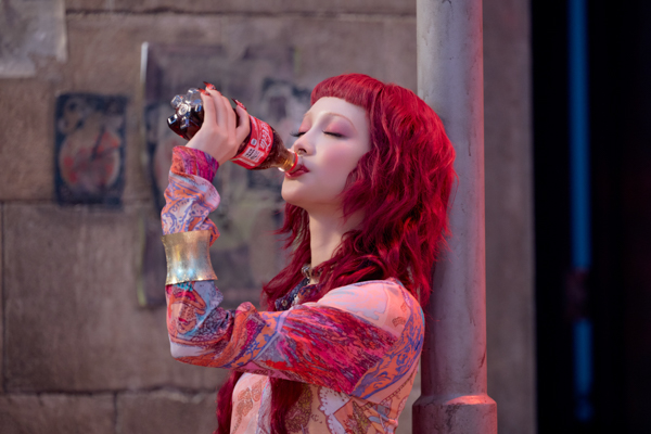 この夏は「コカ・コーラ」と共に夢中全開!XGが「コカ・コーラ限定ライブ」に出演決定!