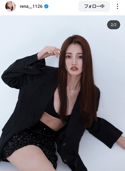 黒木麗奈、大人可愛いセットアップコーデからスラリ美脚にファン歓喜！