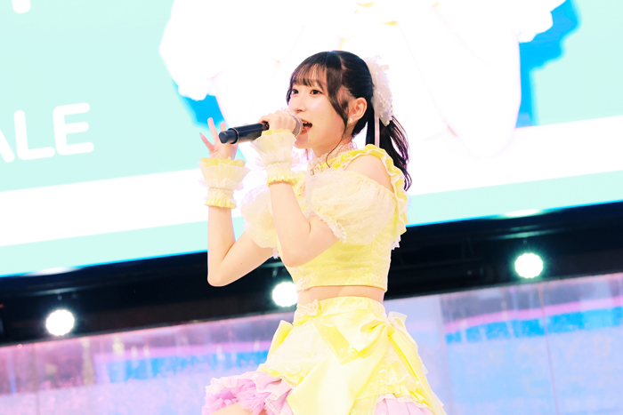 宮本佳林 池袋サンシャインシティで新曲キケンな魔法初披露！声帯手術後初シングルを祝うリリースイベント
