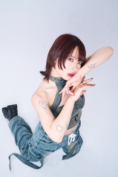 この夏、かっこいい自分を纏う タトゥーシールブランド「Karisome」から、Y2K × 韓国アイドルライクな新作登場！6月20日（金）19:00より発売開始