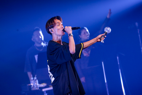 DOBERMAN INFINITY、10周年イヤーのラストを飾る全国ホールツアーファイナル公演！