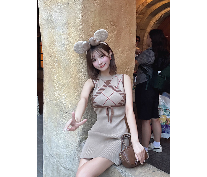 聖菜、鬼無双ワンピで美スタイル披露！ファン絶賛