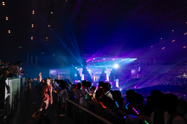 櫻坂46三期生・石森璃花が座長を務めた12th Single BACKS LIVE!!が幕張イベントホールにて開催!