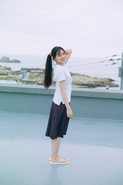 「B.L.T.9月号」は乃木坂46・川崎桜が約3年ぶりに表紙にカムバック!さらに、小川彩、林瑠奈も登場。3人が織りなす、美しい夏の短編集。