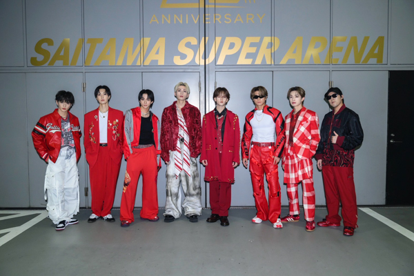 FANTASTICS、自身最大規模の単独公演3日間完走！仮面ライダー達のサプライズ登場も！