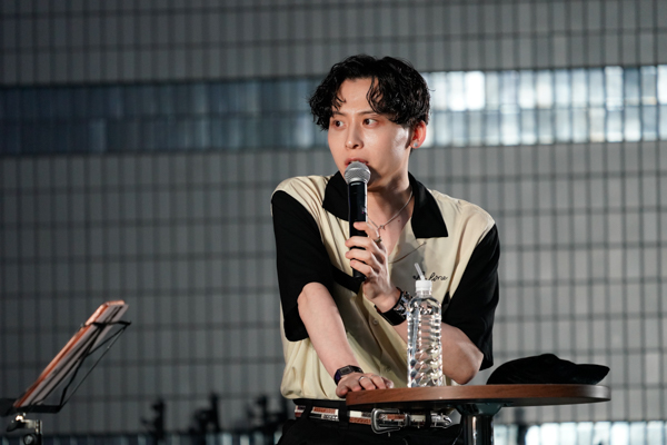 工藤大輝（Da-iCE）がゲストで登場！SKY-HIナビゲートのラジオ番組『DIVE TO THE NEW WORLD』公開収録イベント開催【オフィシャルレポート】