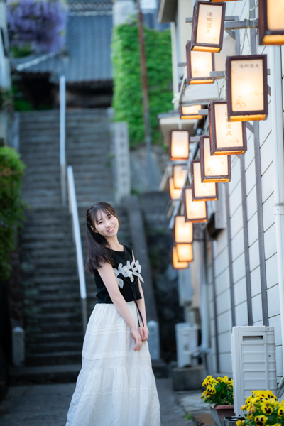ちょっと大胆、でも愛らしい。STU48・内海里音1st写真集が2025年10月8日（水）に発売決定！