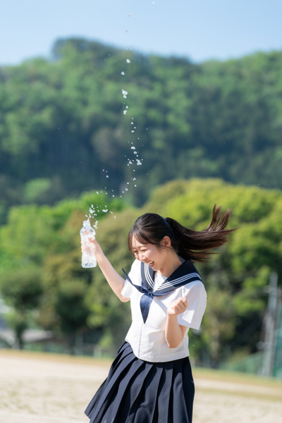 ちょっと大胆、でも愛らしい。STU48・内海里音1st写真集が2025年10月8日（水）に発売決定！