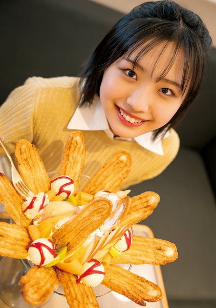 モーニング娘。１７期メンバー弓桁朱琴のファースト写真集が発売！