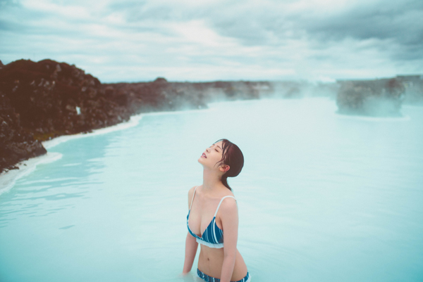 【写真特集】元欅坂46・長濱ねる、フィンランド・アイスランドの雄大な自然で撮影した水着カット公開！ 写真集『長濱ねる』7月15日に発売