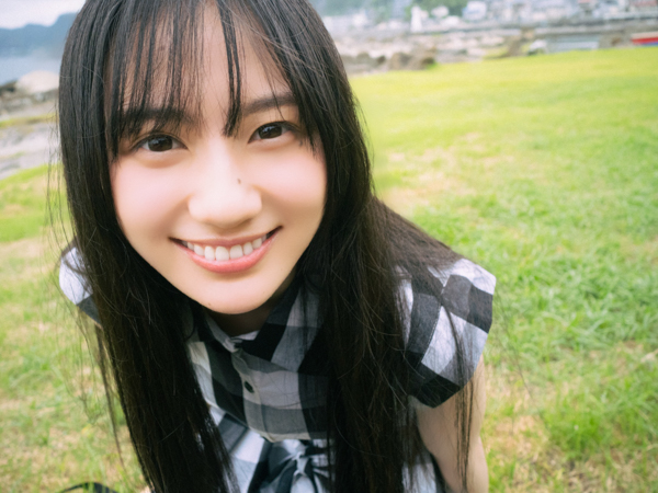 「B.L.T.9月号」は乃木坂46・川崎桜が約3年ぶりに表紙にカムバック！さらに、小川彩、林瑠奈も登場。3人が織りなす、美しい夏の短編集。