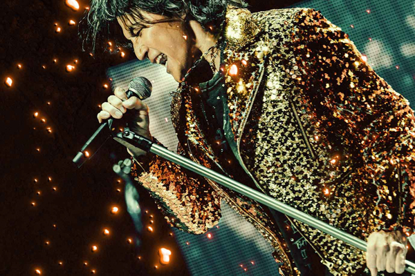 稲葉浩志、LIVE DVD & Blu-ray 2作品リリース決定!!