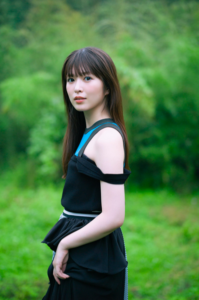 「B.L.T.9月号」は乃木坂46・川崎桜が約3年ぶりに表紙にカムバック!さらに、小川彩、林瑠奈も登場。3人が織りなす、美しい夏の短編集。