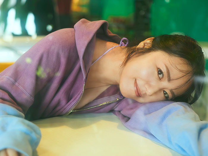 磯山さやか「デビュー25周年写真集 豪華版」を12月5日に発売決定！オーストラリアを舞台に写真集ならではの大胆ショットを披露。