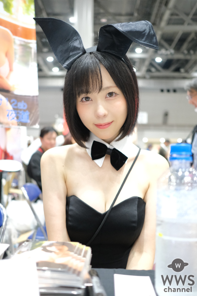 【写真特集】「いずれ、壁。」夜道 雪、美貌きわだつクラシカルなバニーガールスタイルでコミケに登場！（本人コメント）＜コミックマーケット106＞