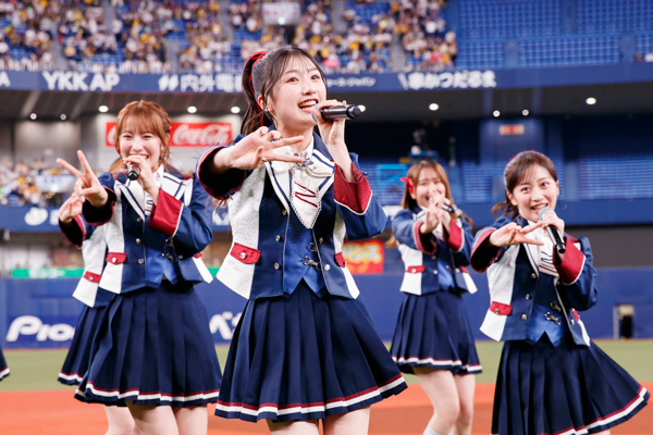 NMB48、京セラドームにて開催された阪神×ヤクルト戦で恋を野球になぞらえたパーティーチューン「チューストライク」を披露！