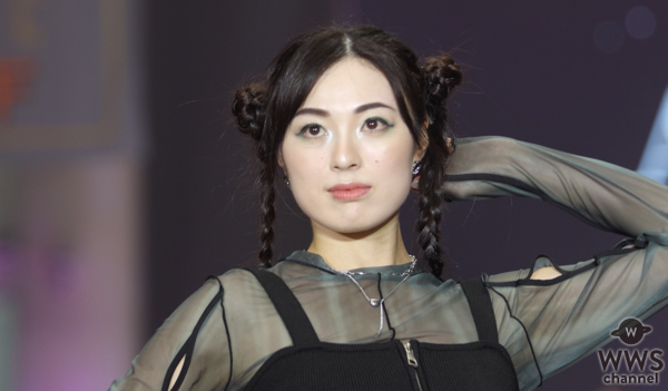 【動画】モード系ブランド・ALÉSIA(アレシア)ステージに現役女子高生モデル・さりあら個性派モデルが登場！〈Asia Influencer Festival〉