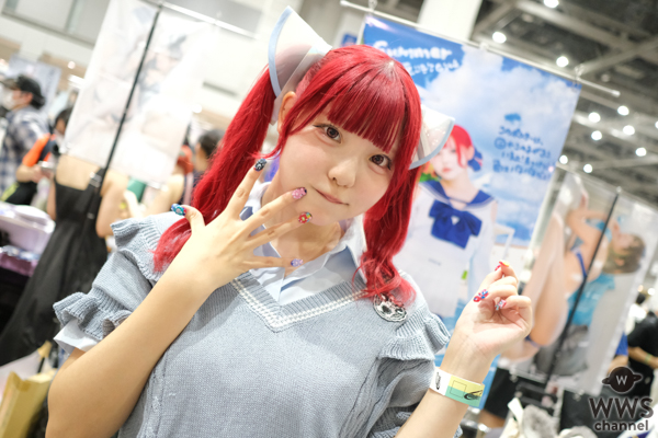 【写真特集】おぷぷ らら、ポップな学園風スタイルでコミケに登場！（本人コメント）＜コミックマーケット106＞