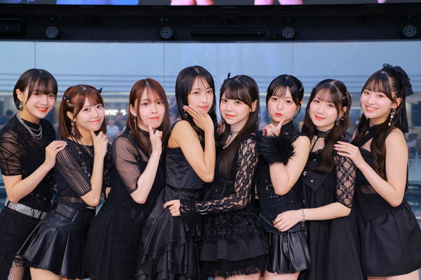 OCHA NORMA、新曲『女の愛想は武器じゃない』で池袋を魅了