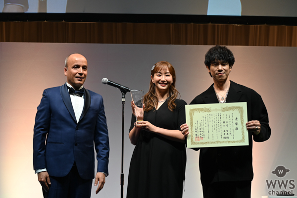藤本美貴&庄司智春、夫婦で特別賞受賞【第36回日本ジュエリーベストドレッサー賞】