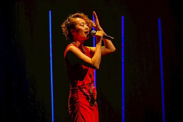 歌心りえ、広瀬香美プロデュースの新曲『愛の掟』を初披露!〈Kohmi EXPO 2025〉