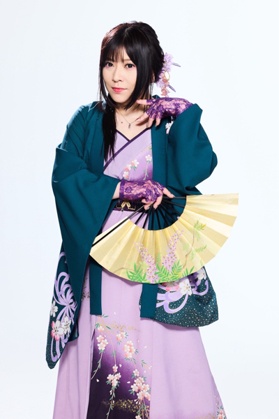 和楽器バンドのボーカル鈴華ゆう子が新エッセイを幻冬舎plusにてスタート！詩吟とJ-POP──二つの表現世界を綴る
