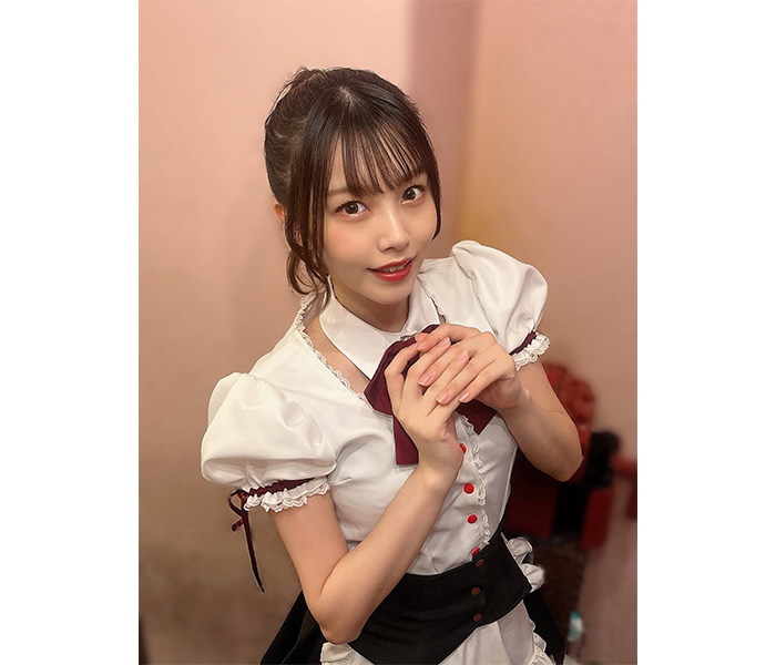 くるす蘭、キュートなメイド衣装でファン魅了！