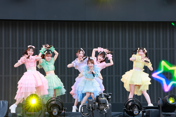 超ときめき♡宣伝部、「超最強」「最上級にかわいいの！」などバズり曲を披露【a-NATION2025】