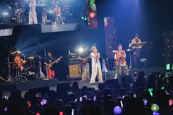 【ライブレポート】7ORDER、トップバッターで会場を熱狂の渦に！＜X'SWAY Fes 2025＞