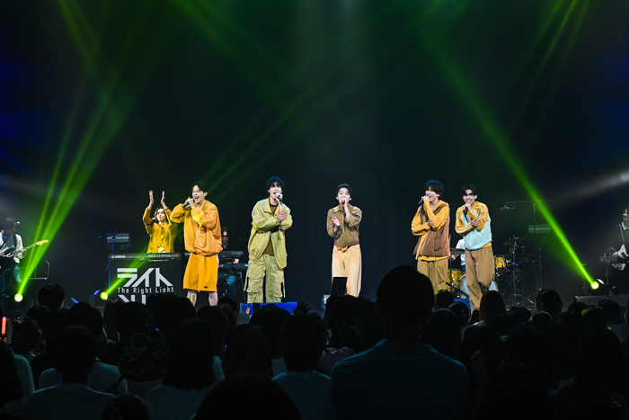 6人組ボーイズグループ「The Right Light」プレデビューLIVEをZepp DiverCityにて開催