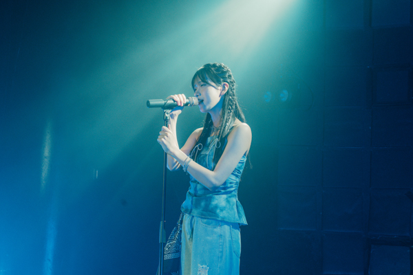 金子みゆ、アーティストとしての最初の一歩　1st Live「Step up」＜ライブレポート＞