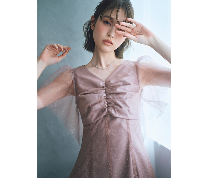 髙橋 ひかる、ロングドレス姿が華やかなショット公開にファン歓喜「ひかるちゃん素敵です」