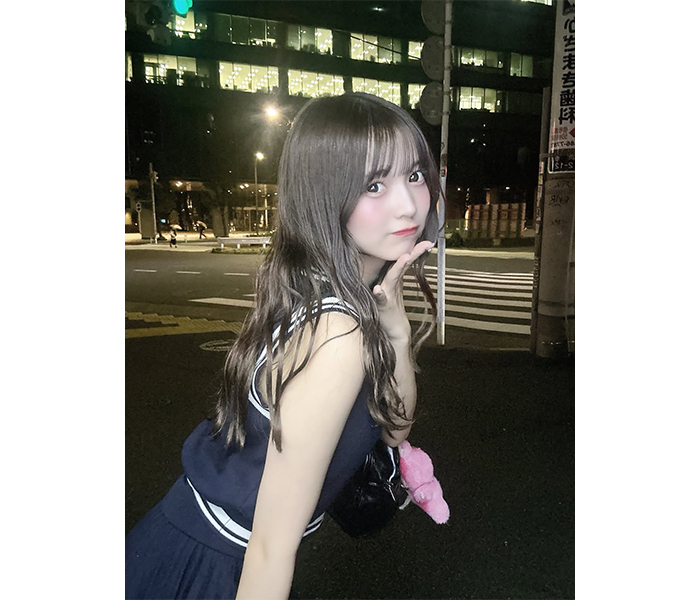 黒嵜菜々子、仕事終わりのオフショット公開にファン歓喜の声