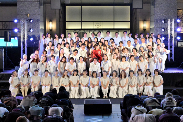中島美嘉、九州最大級の市民参加型歌唱イベント「Sing!HAKATA」フィナーレに出演！4,500人から感涙の拍手！