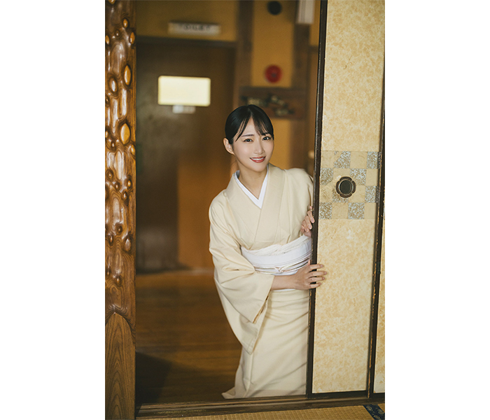 川瀬もえ出演！SPA!デジタル写真集「若女将の秘め事」好評発売中！発売を記念して、誌面カットを公開！