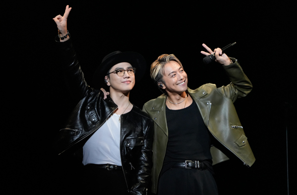 EXILE TAKAHIRO、3年連続4度目となる日本武道館公演に三代目 J SOUL BROTHERSのØMIがサプライズ出演！