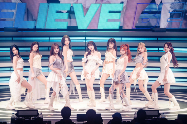 NiziU、史上最多公演数「NiziU Live With U 2025 NEW EMOTION : Face to Face」が開幕！！