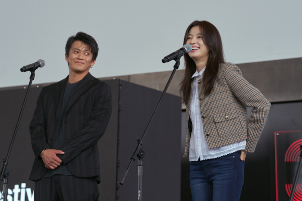 Netflixシリーズ「匿名の恋人たち」ワールドプレミアin釜山国際映画祭を実施