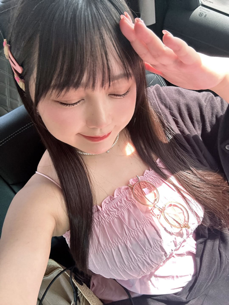 ぷにたん、キュートなロングドレスで可愛さ爆発！ファン「めっちゃかわいいし、スタイル良すぎ！！」