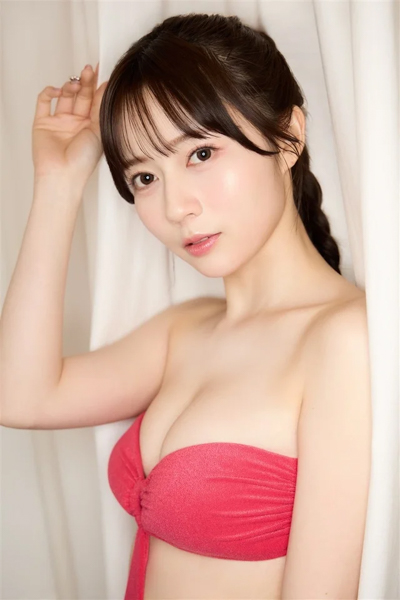 【コメント】Jams Collection最強ビジュメンの水瀬さらら、最新デジタル写真集をリリース！