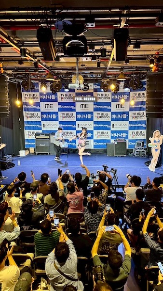 アジアで人気爆発中の涼森れむ。韓国で初のファンミーティングを開催！