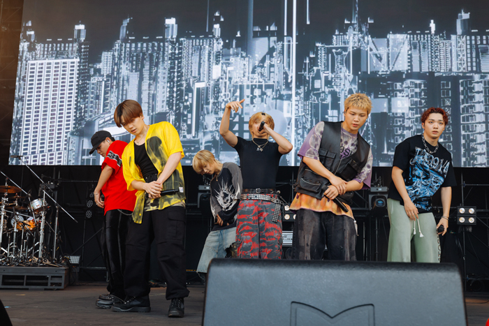 BE:FIRST、4年連続出演となった「ROCK IN JAPAN FESTIVAL 2025」のステージで初披露の「Secret Garden」を含めた圧巻のステージを披露！