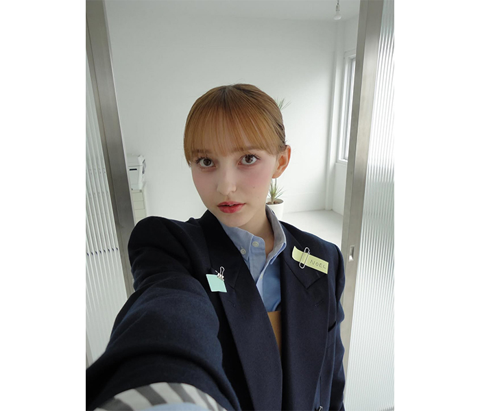 早瀬ノエル、大人っぽジャケットコーデ披露