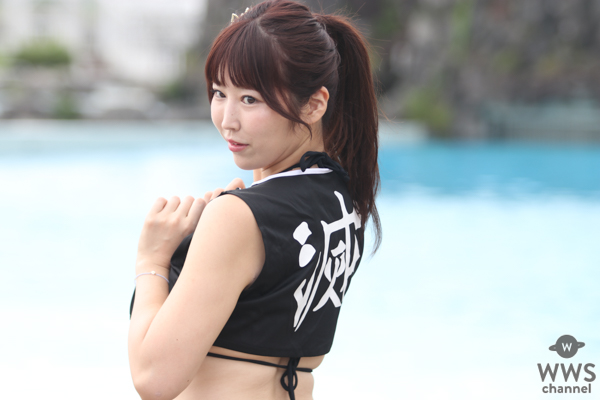 松本菜奈実、スポーツ×エレガンスな水着姿で大胆谷間を披露＜TREND GIRLS撮影会2025 大磯ロングビーチ＞